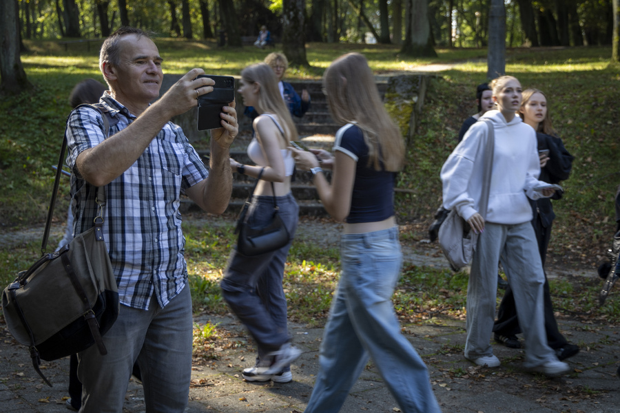 Gra prowadzi po miejscach pamięci II wojny światowej