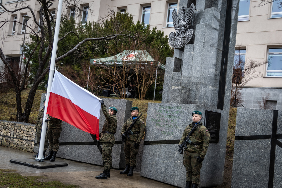 Główne uroczystości odbyły się pod pomnikiem Armii Krajowej.