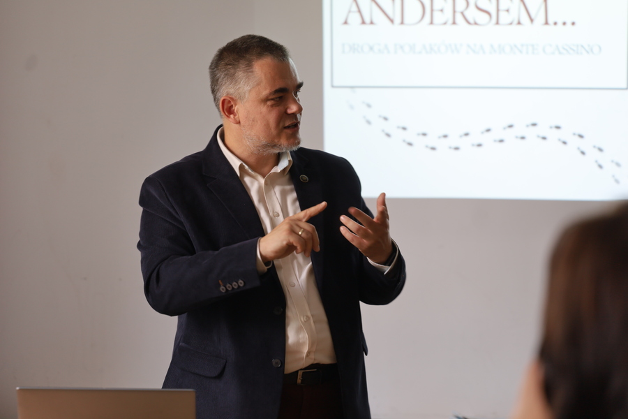 Spotkanie z nauczycielami &amp;quot;W Ślad za Andersem...&amp;quot;