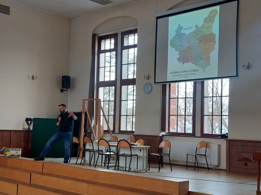 Działania edukacyjne mówiły o Armii Krajowej.