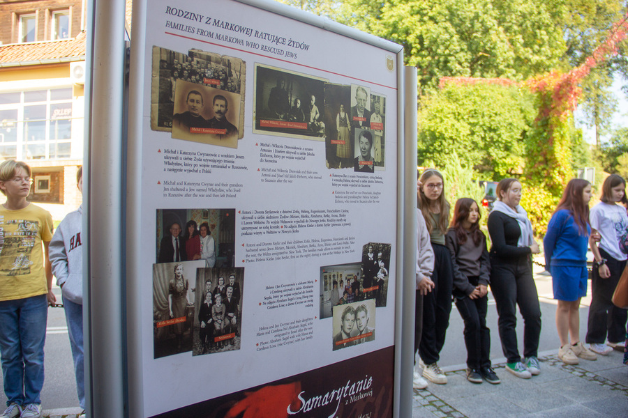 Wernisaż odbył się 8 września.