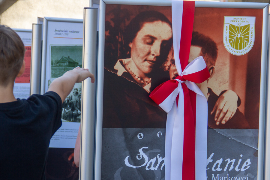 Wernisaż odbył się 8 września.